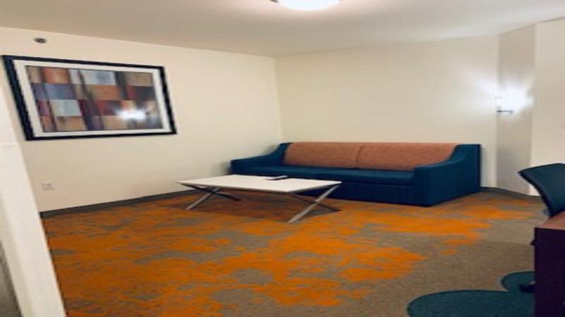 Holiday Inn Express & Suites - Dallas Park Central Northeast By Ihg Exterior foto